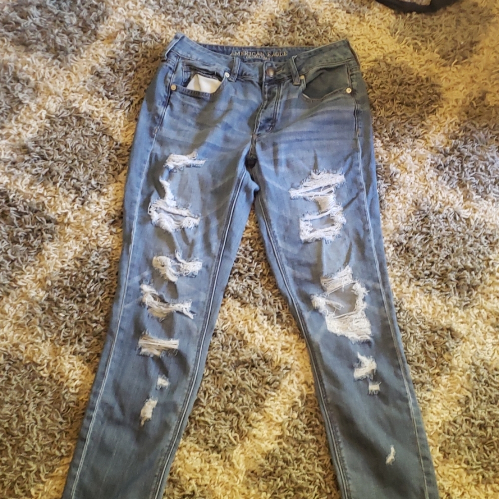 American eagle destroyed jeans